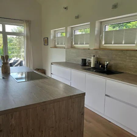 Forest Retreat- Serene 160m2 With Forest Views *