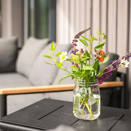 Forest Retreat Nature Nahe Koeln- 160 M2, 2 Schlafzimmer Und Blick Ins Naturschutzgebiet *