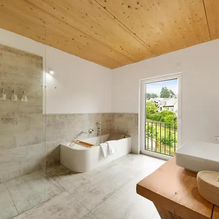 Forest Retreat Nature Nahe Koeln- 160 M2, 2 Schlafzimmer Und Blick Ins Naturschutzgebiet *