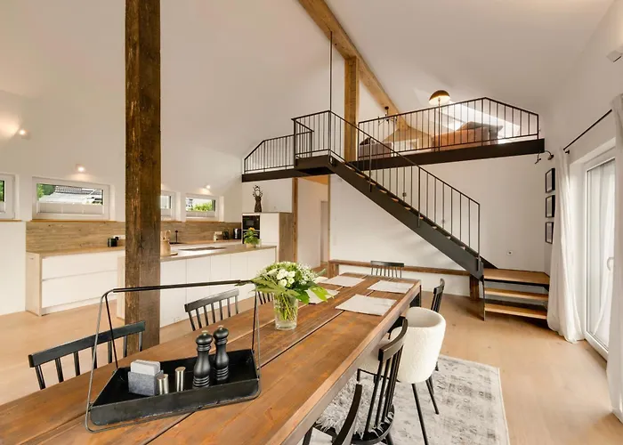 Forest Retreat Nature Nahe Koeln- 160 M2, 2 Schlafzimmer Und Blick Ins Naturschutzgebiet *