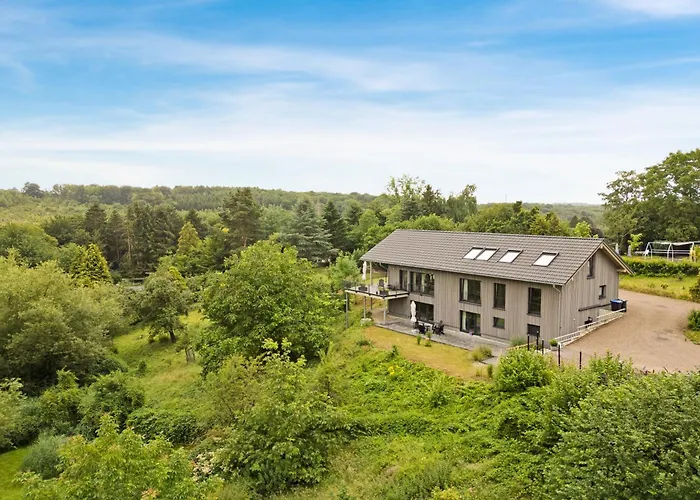 Διαμέρισμα Forest Retreat Nahe Koeln- 160 M2, 2 Schlafzimmer, Wallbox Und Blick Ins Naturschutzgebiet