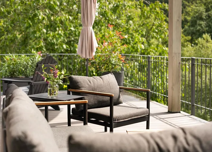 Διαμέρισμα Forest Retreat Nahe Koeln- 160 M2, 2 Schlafzimmer, Wallbox Und Blick Ins Naturschutzgebiet *