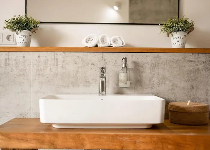 Forest Retreat Nature Nahe Koeln- 160 M2, 2 Schlafzimmer Und Blick Ins Naturschutzgebiet * Wermelskirchen