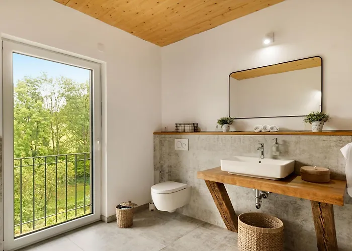 Forest Retreat Nahe Koeln- 160 M2, 2 Schlafzimmer, Wallbox Und Blick Ins Naturschutzgebiet Διαμέρισμα *