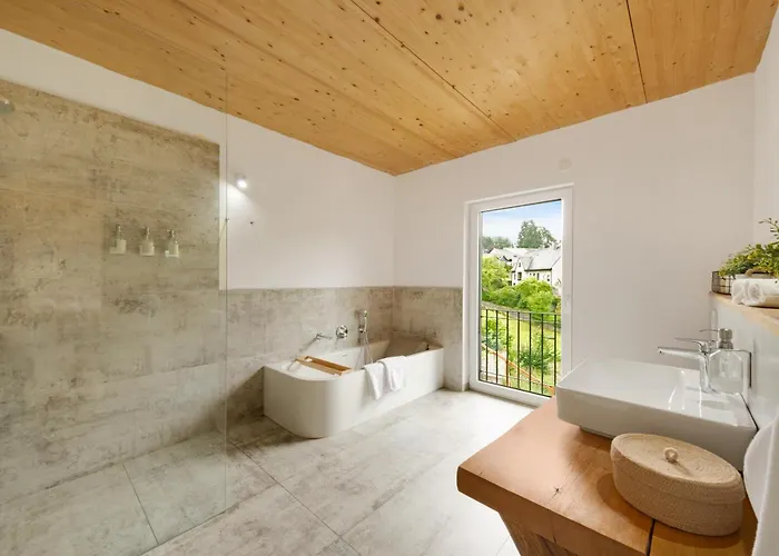 Forest Retreat Nature Nahe Koeln- 160 M2, 2 Schlafzimmer Und Blick Ins Naturschutzgebiet *